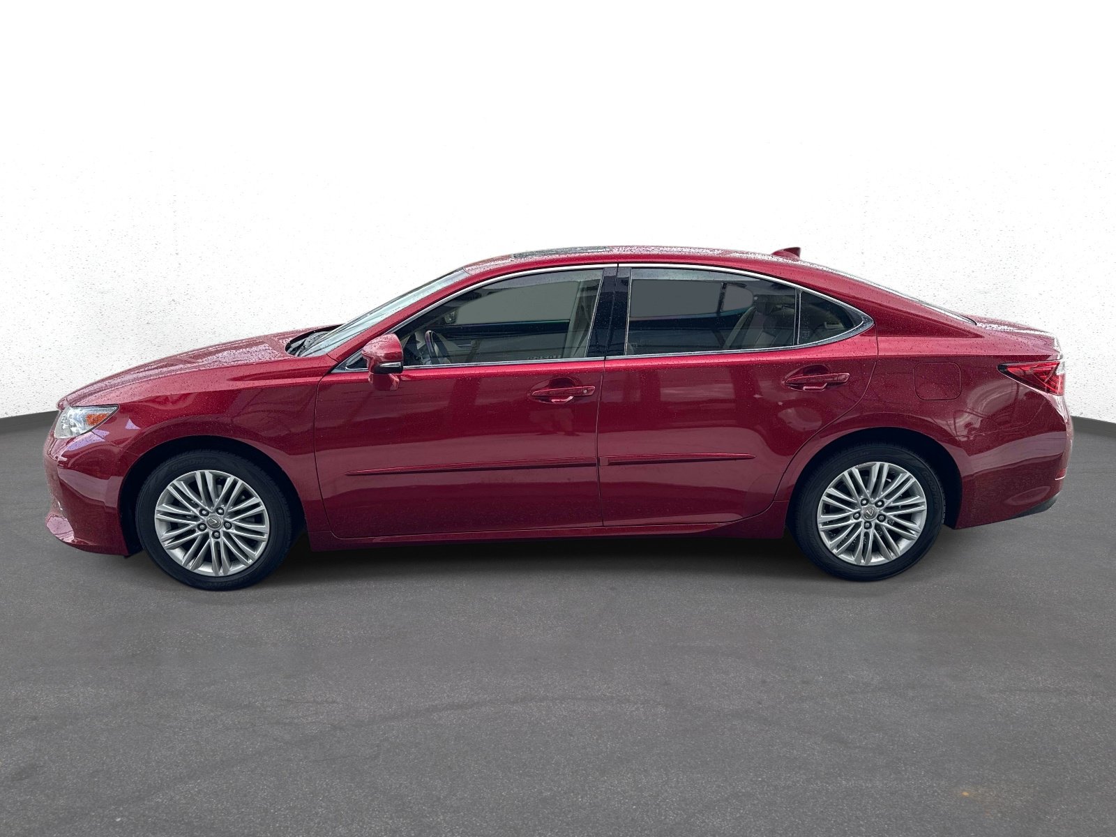 Used 2015 Lexus ES 350 w/ Luxury Package FWD image 6