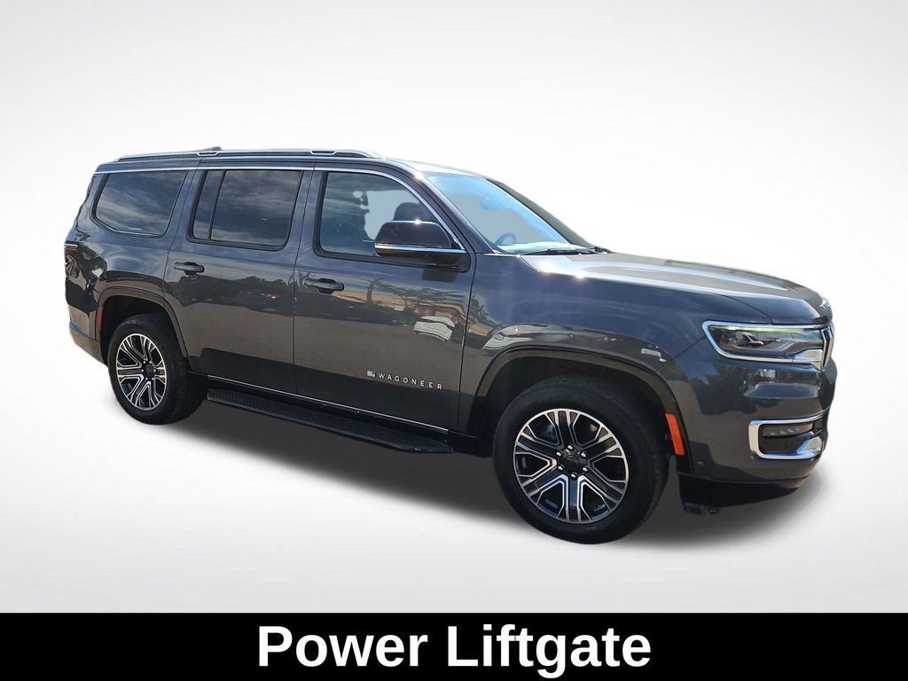 Used 2024 Jeep Wagoneer Series II w/ Flexible Seating Group AWD/4WD image 7