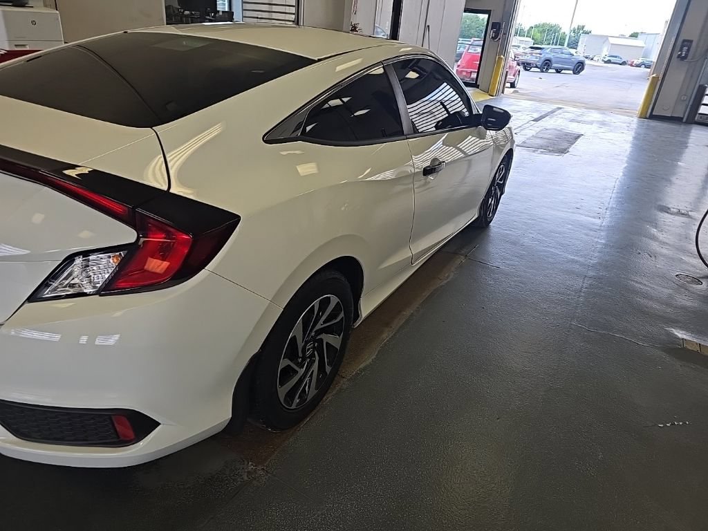 Used 2018 Honda Civic LX-P image 3