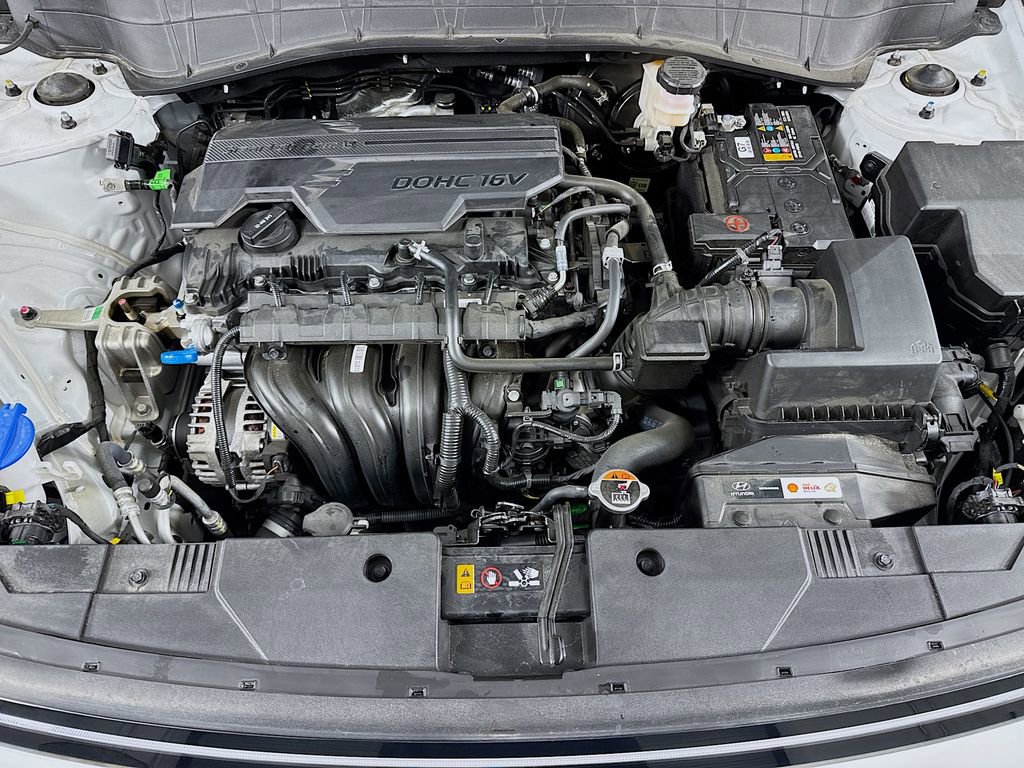 Certified 2025 Hyundai Kona SE image 30