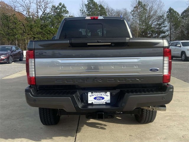 Certified 2018 Ford F250 Platinum w/ FX4 Off-Road Package image 3