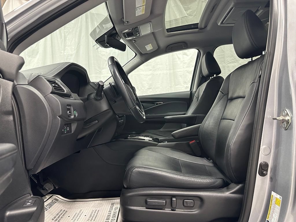Used 2019 Honda Pilot Elite image 13