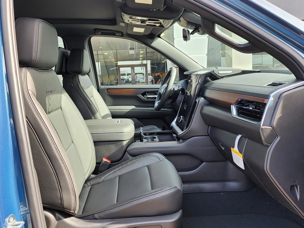 New 2026 GMC Yukon Denali w/ Denali Reserve Package image 46