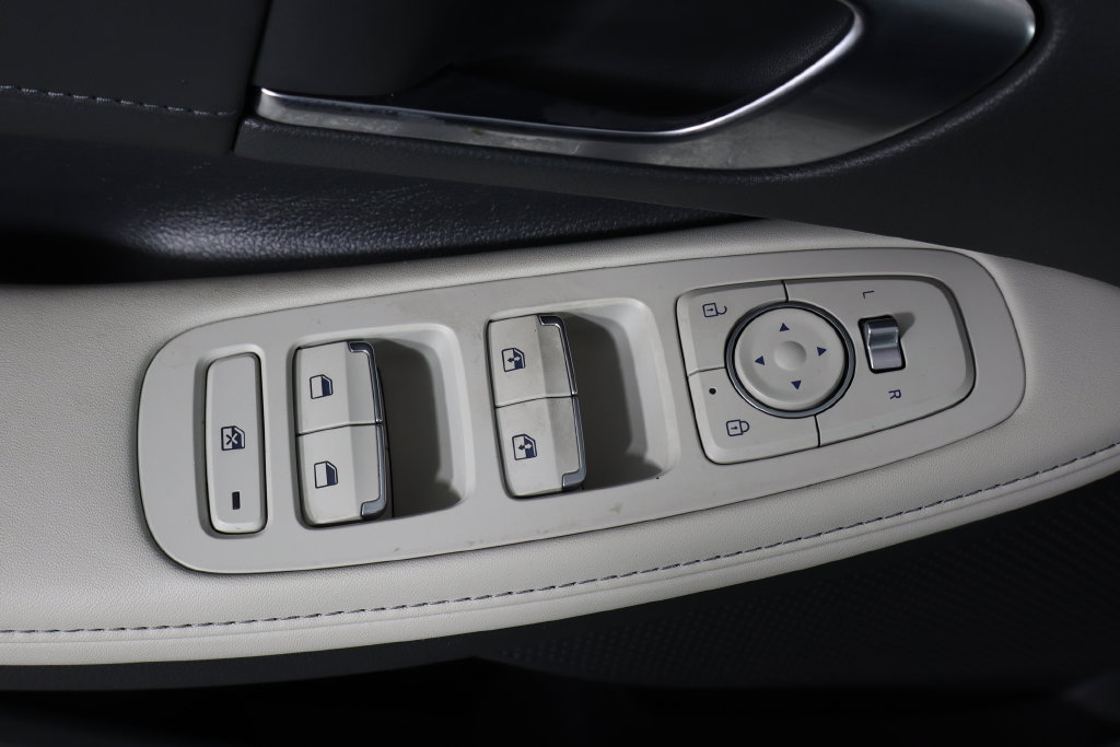 Used 2021 Hyundai Sonata Limited FWD image 20