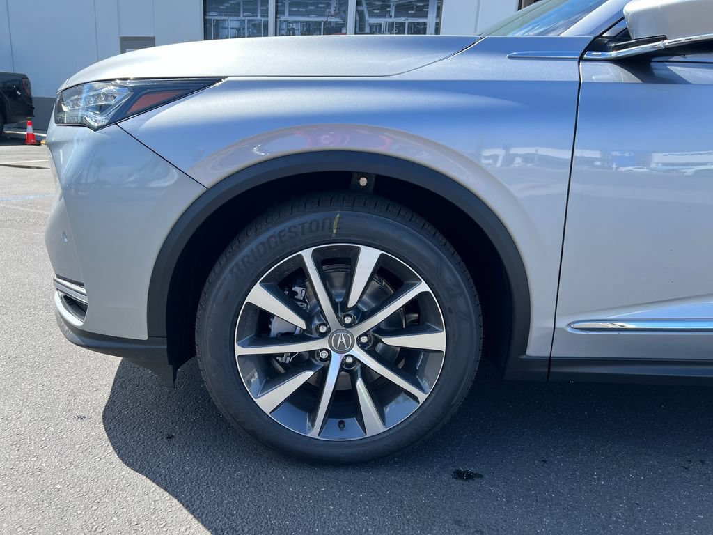 Certified 2026 Acura MDX FWD w/ Technology Package image 5