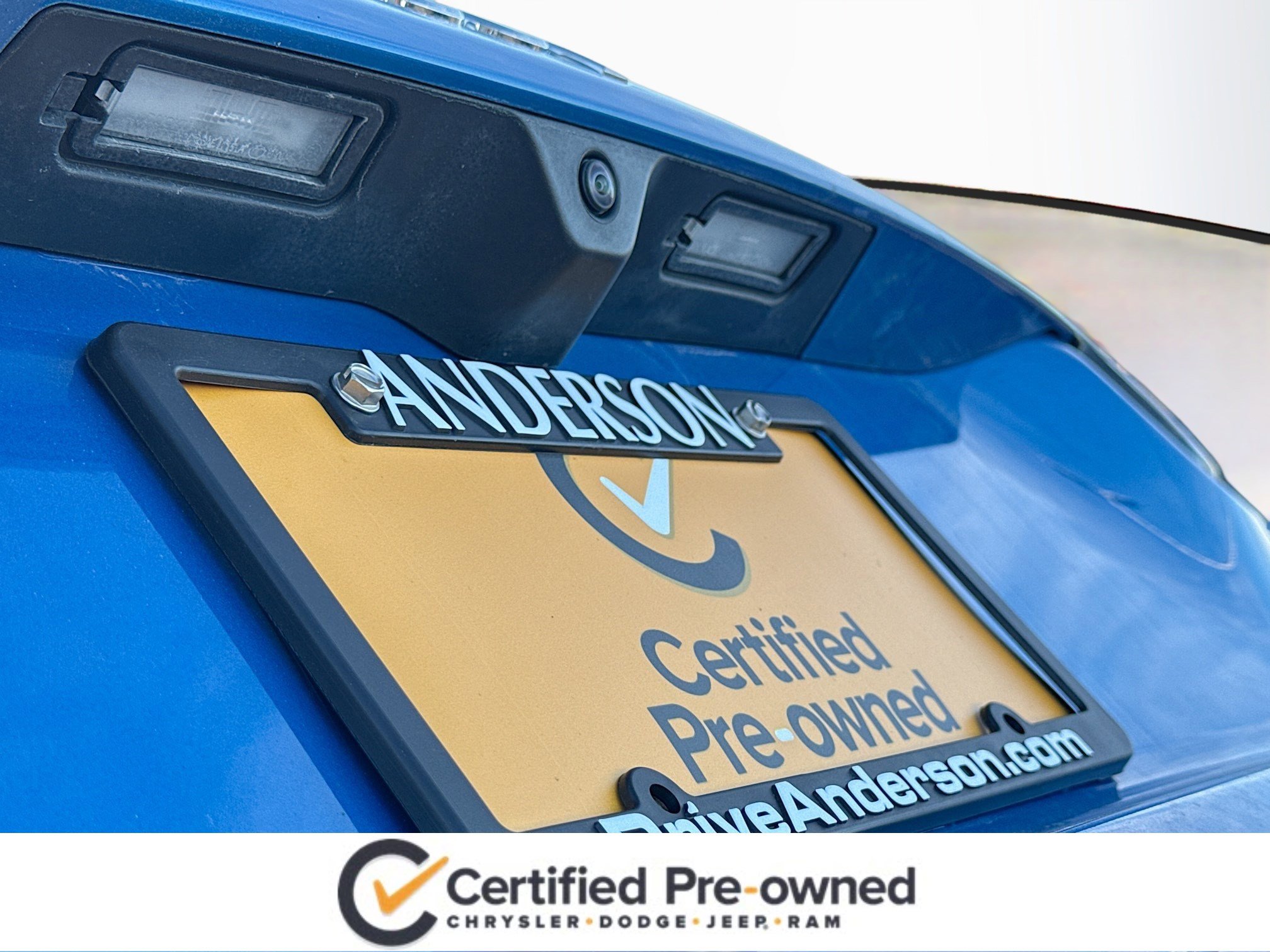 Used 2025 Jeep Compass Limited image 15