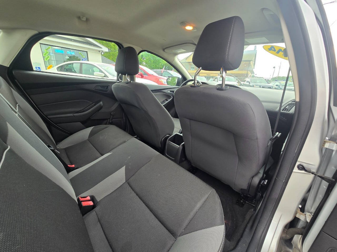 Used 2014 Ford Focus S FWD image 20