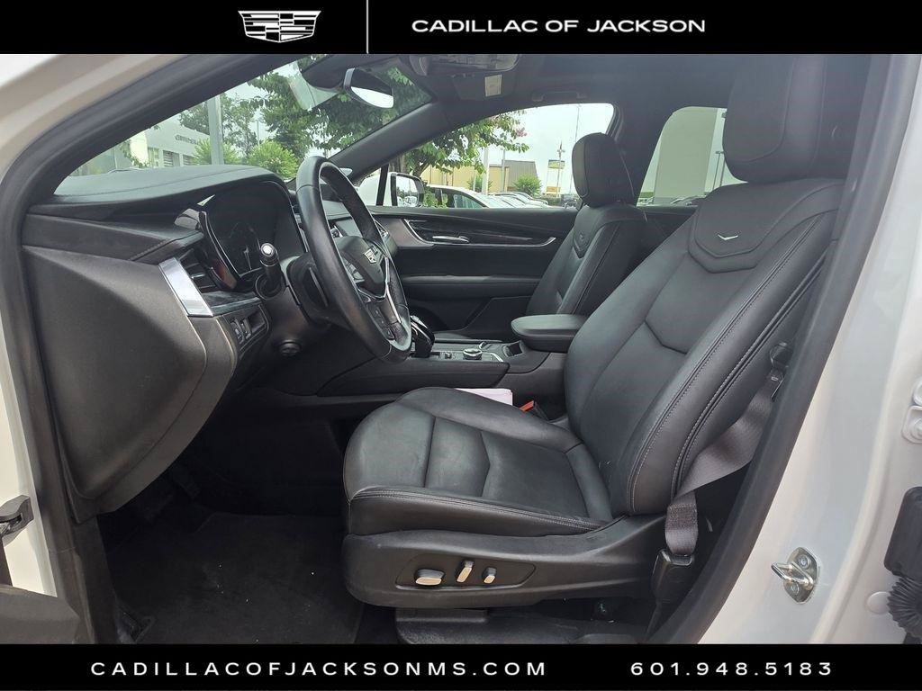Certified 2024 Cadillac XT5 Premium Luxury FWD image 19