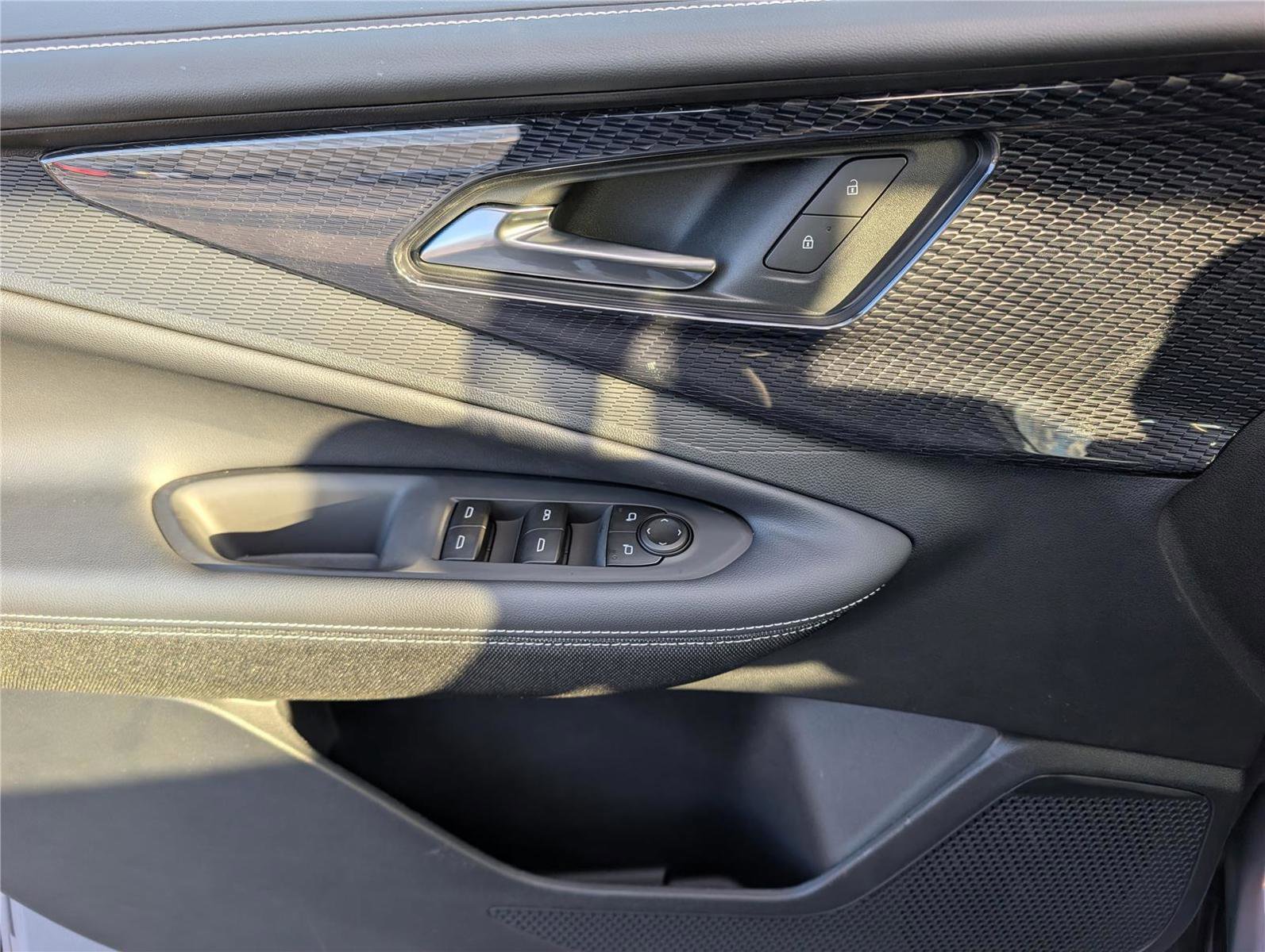 New 2026 Chevrolet Blazer EV LT image 13