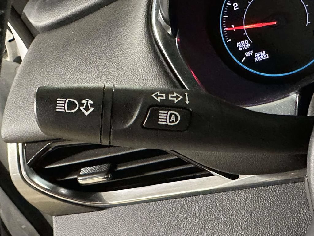 Certified 2023 Chevrolet Traverse LT AWD/4WD image 36