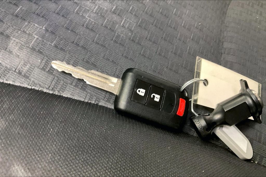 Used 2018 Mitsubishi Mirage ES image 6