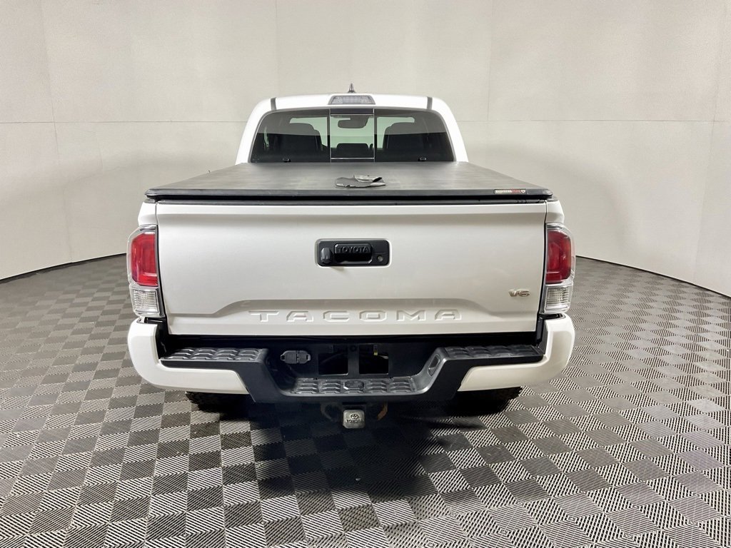 Used 2020 Toyota Tacoma TRD Sport image 13