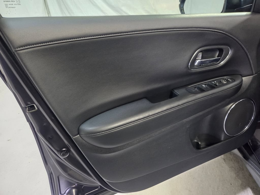 Used 2016 Honda HR-V EX-L image 13