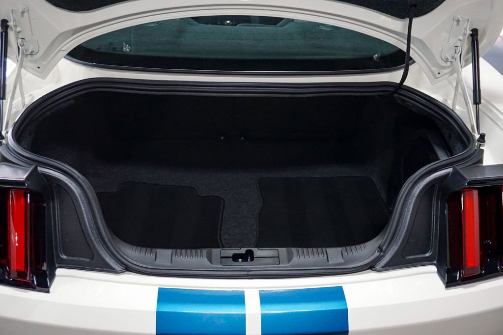 Used 2020 Ford Mustang Shelby GT350 w/ Technology Package image 77