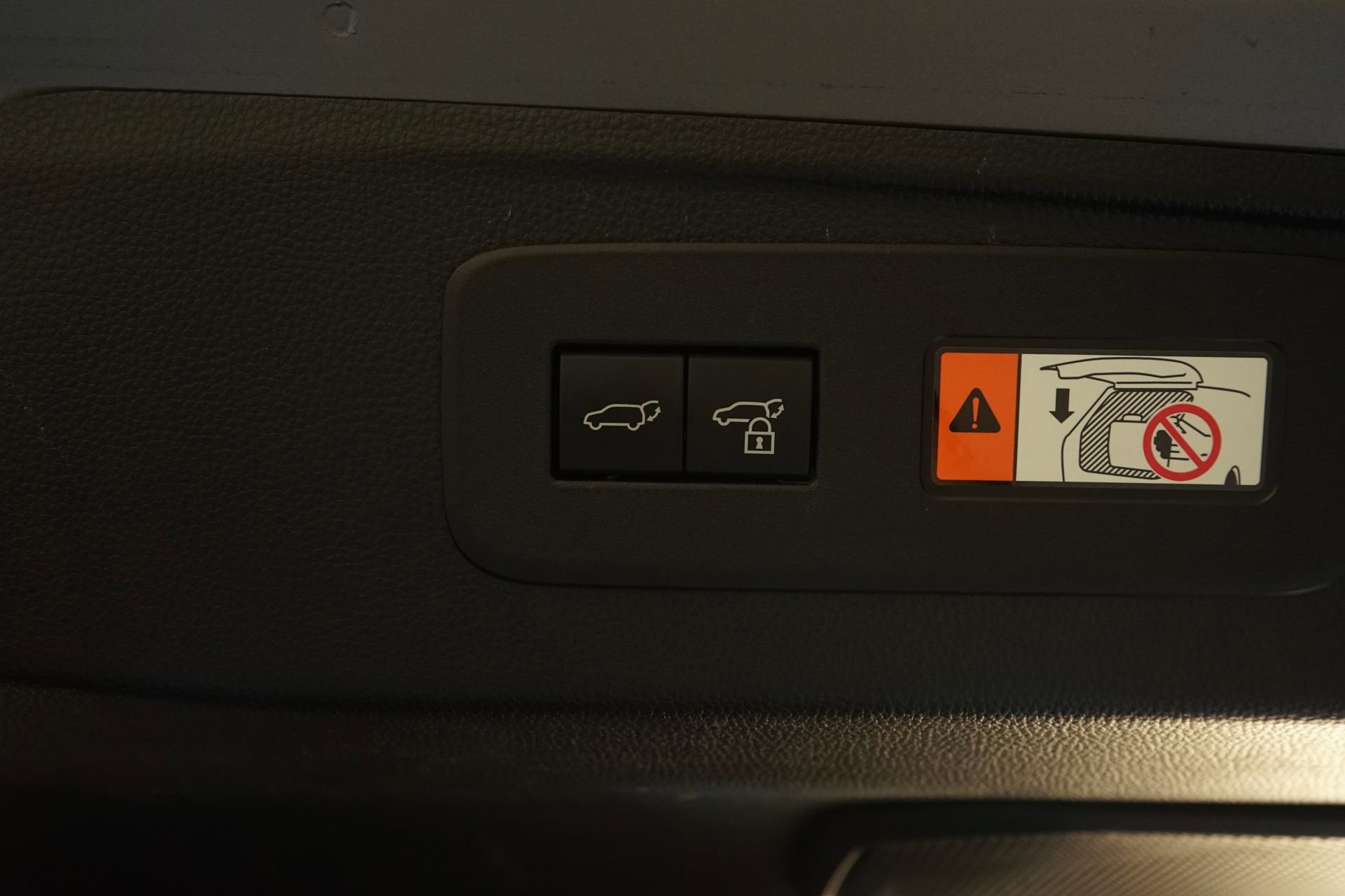 Used 2024 Lexus GX 550 w/ Accessory Package (Z1) image 31