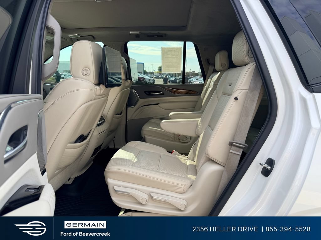 Used 2021 Cadillac Escalade Sport Platinum AWD/4WD image 9
