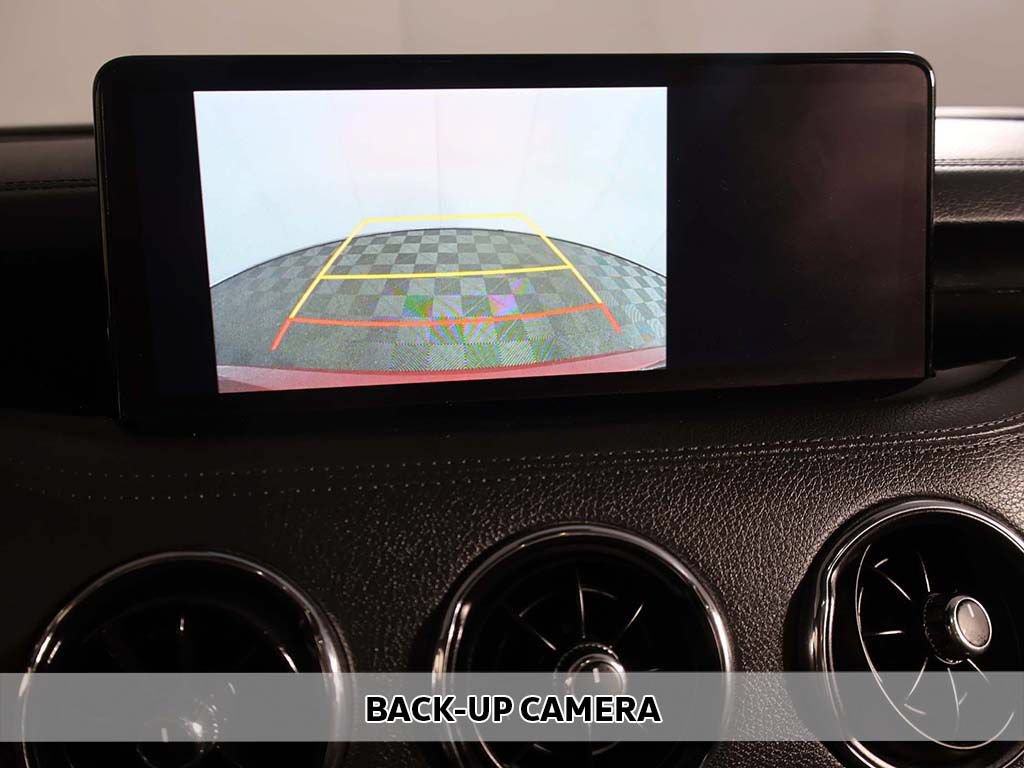 Used 2022 Kia Stinger GT-Line w/ Sun & Sound Package RWD image 7