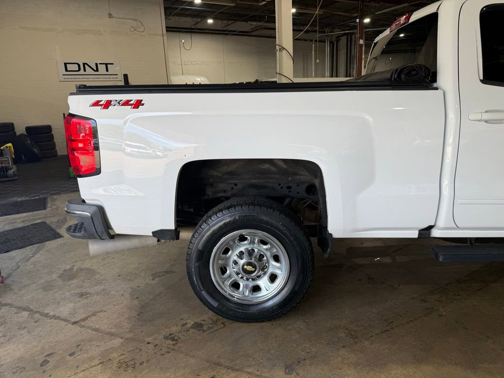Used 2019 Chevrolet Silverado 2500 LT AWD/4WD image 13