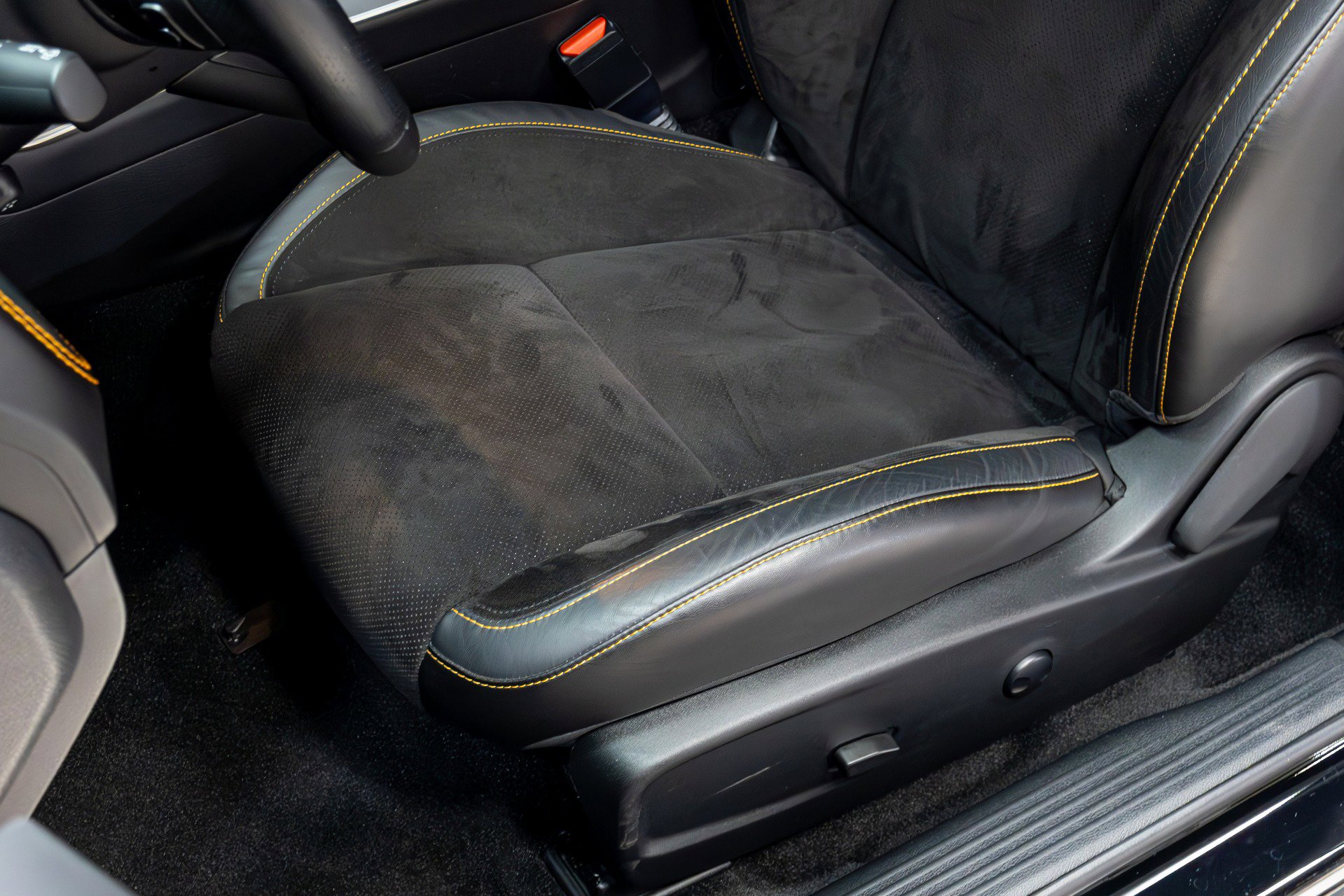 Used 2022 Dodge Challenger R/T Scat Pack RWD image 7