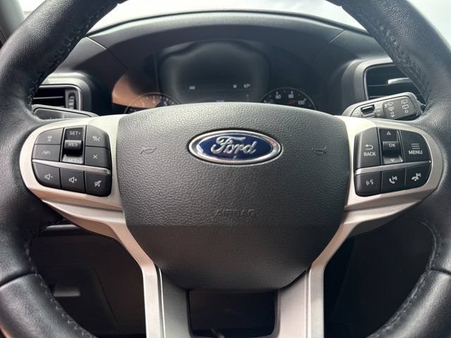 Used 2023 Ford Explorer Limited w/ Limited Technology Package AWD/4WD image 27