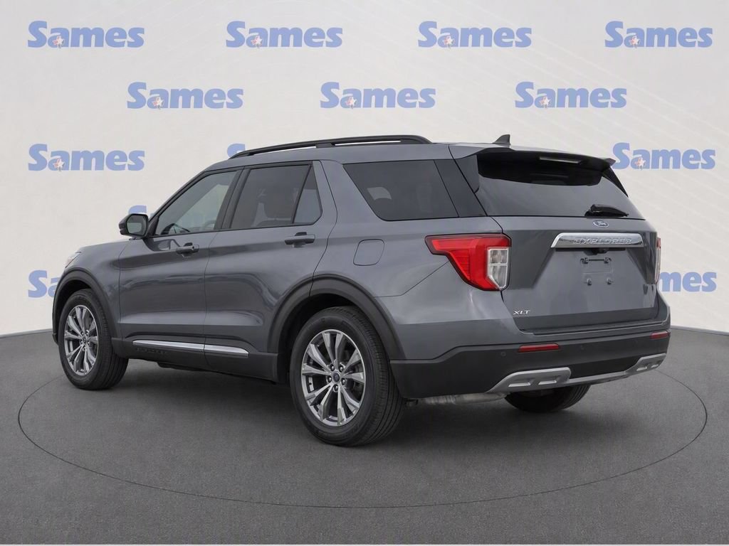 Used 2021 Ford Explorer XLT w/ Equipment Group 202A RWD image 4