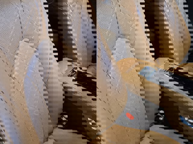 Used 2020 Toyota Highlander Platinum image 5