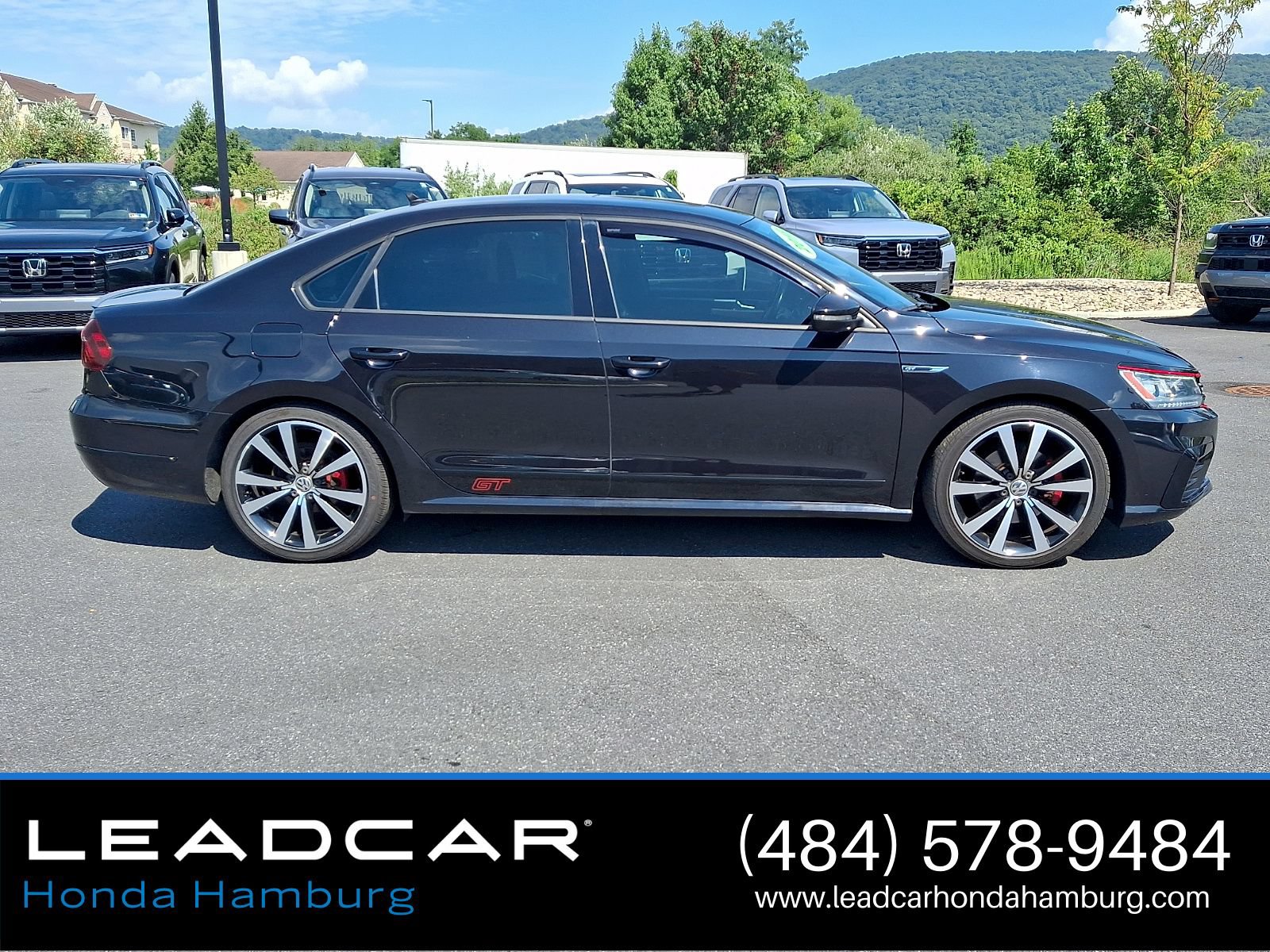 Used 2018 Volkswagen Passat 3.6 FWD image 8