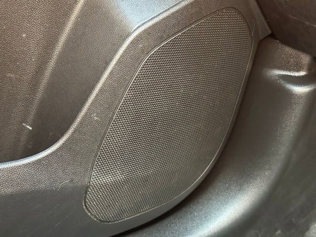 Used 2024 Chevrolet Trax RS w/ Driver Confidence Package FWD image 19