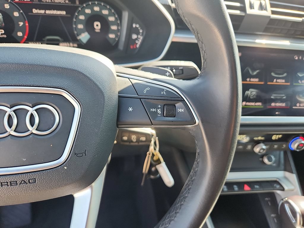 Used 2022 Audi Q3 2.0T Premium AWD/4WD image 17