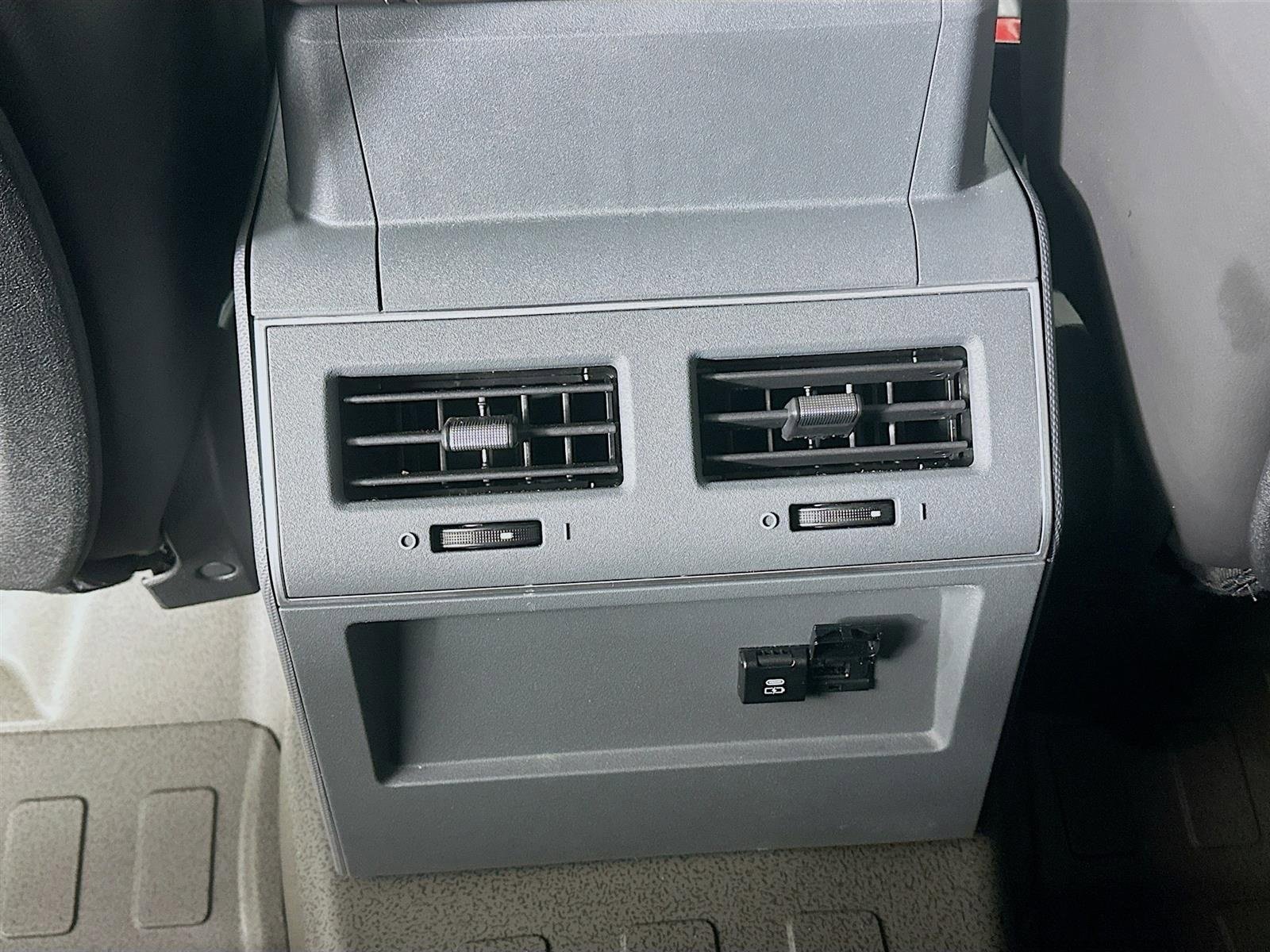 Used 2024 INEOS Grenadier BASE image 38