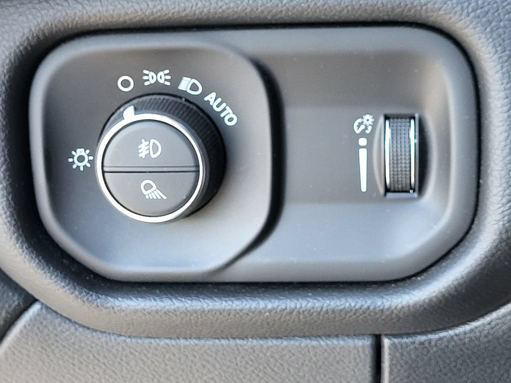 Used 2026 RAM 2500 Big Horn AWD/4WD image 23