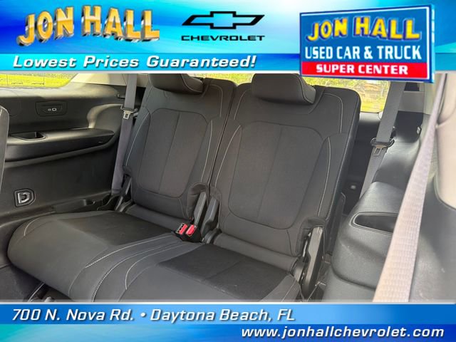 Used 2023 Jeep Grand Cherokee L Laredo w/ Luxury Tech Group I RWD image 23