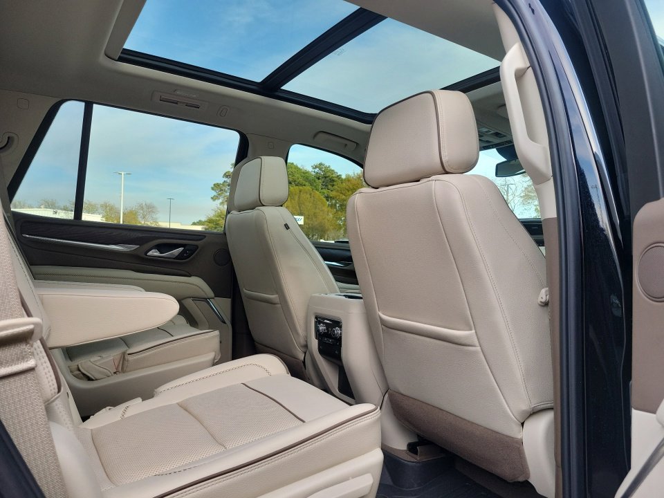 Used 2023 GMC Yukon Denali image 33