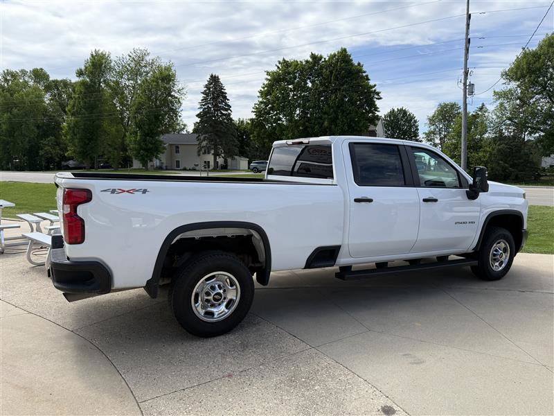 Used 2024 Chevrolet Silverado 2500 W/T image 3