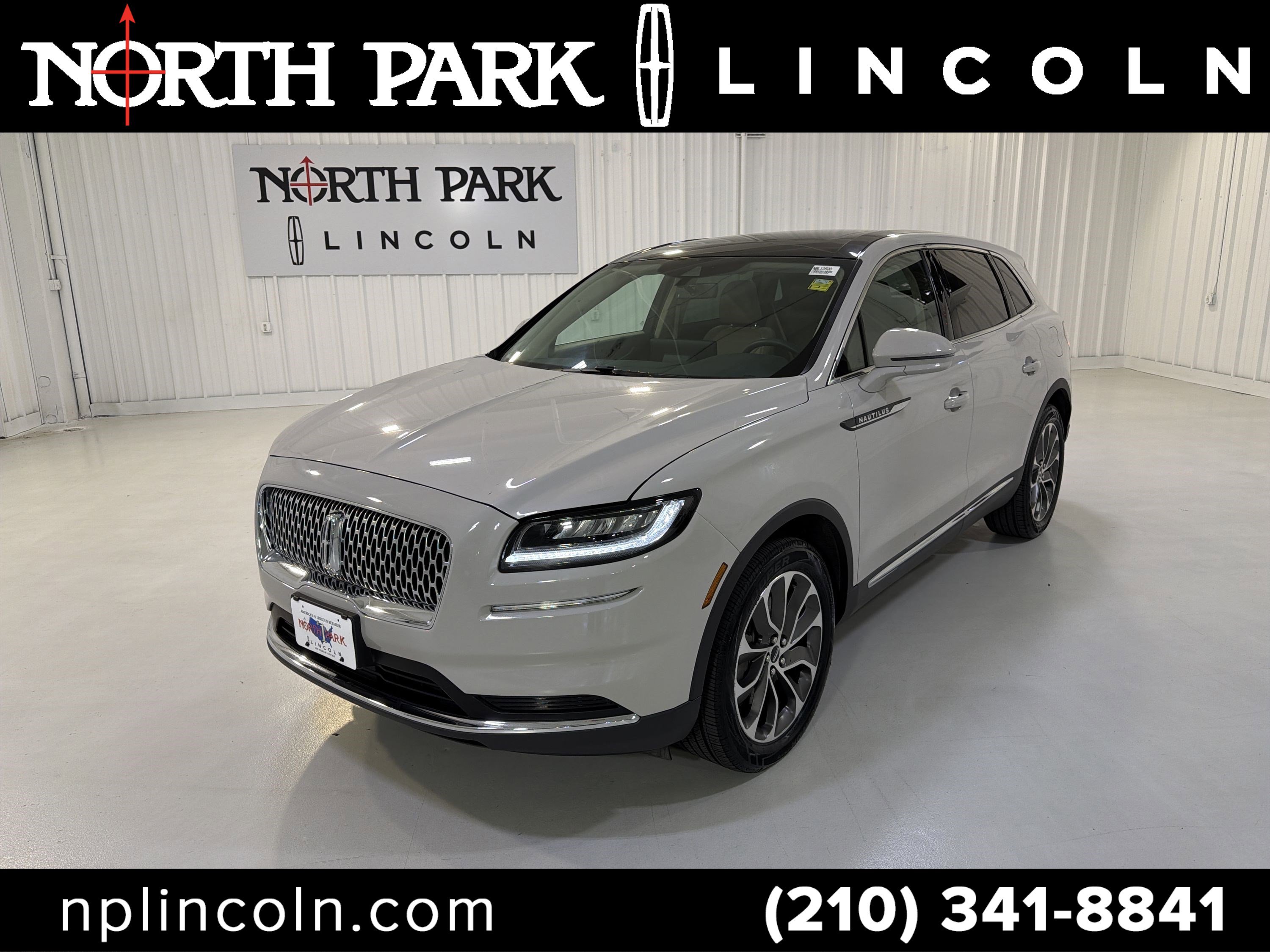 Used 2022 Lincoln Nautilus Reserve FWD image 1