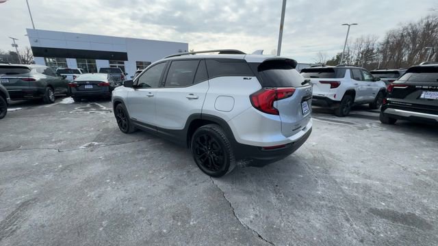 Used 2021 GMC Terrain SLT w/ Elevation Edition image 6