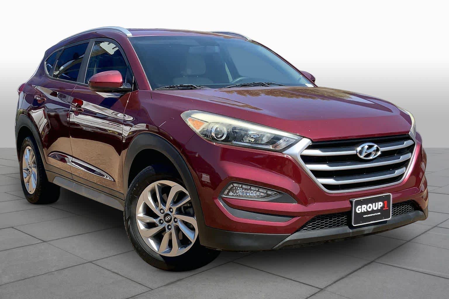 Used 2017 Hyundai Tucson SE w/ SE Popular Package 02 FWD image 3