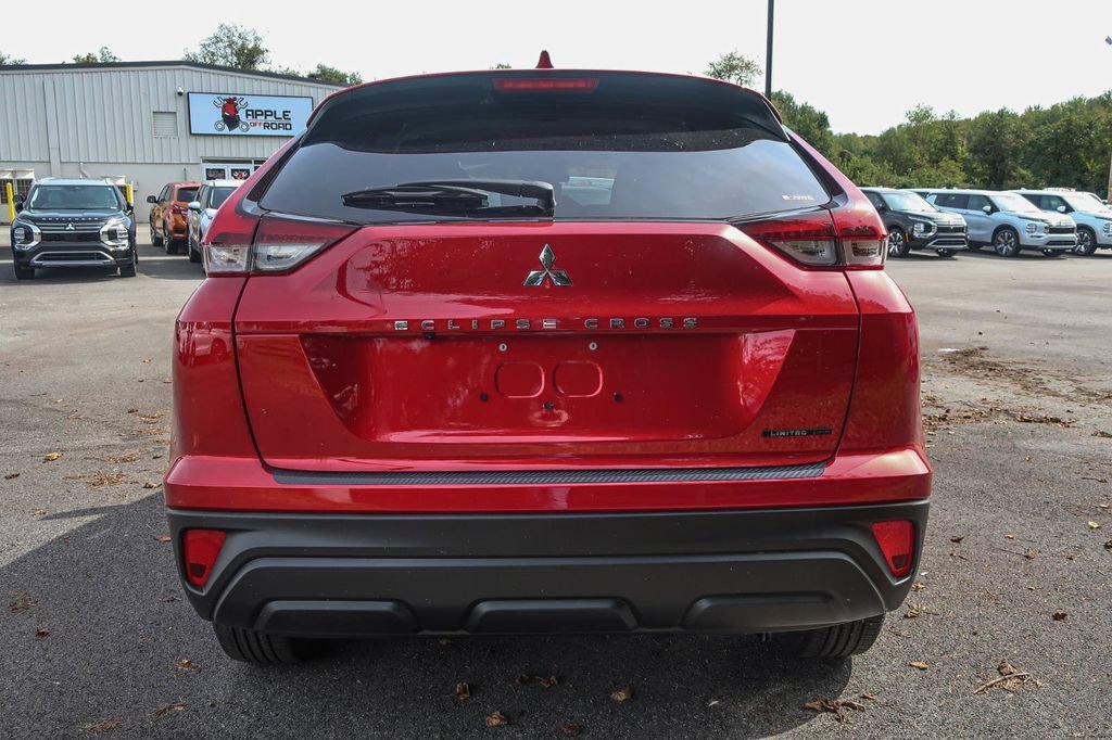 New 2026 Mitsubishi Eclipse Cross LE AWD/4WD image 9