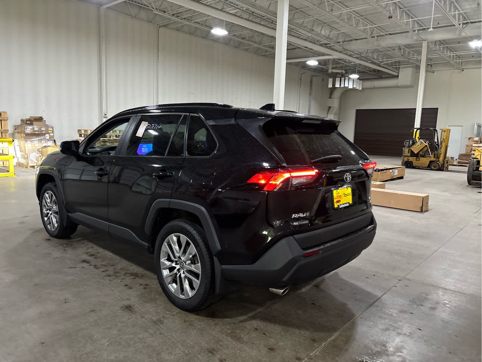 Used 2023 Toyota RAV4 XLE Premium AWD/4WD image 3