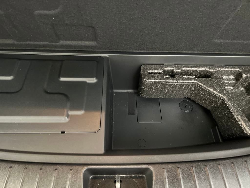 Used 2023 Hyundai Santa Fe SEL Premium image 36