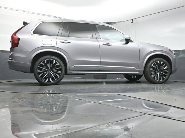 New 2026 Volvo XC90 T8 Core w/ Protection Package Premier image 40
