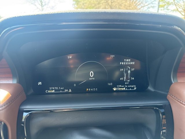 Used 2023 Lincoln Nautilus Reserve w/ Luxury Package image 14