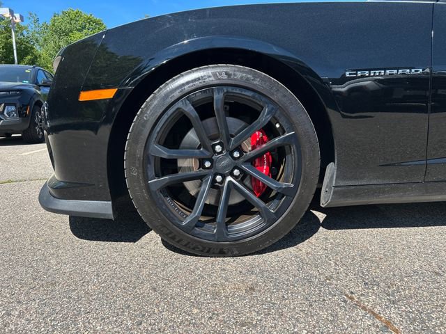 Used 2013 Chevrolet Camaro SS w/ SS Performance Package RWD image 10