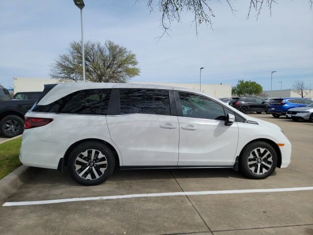Certified 2026 Honda Odyssey EX-L image 4