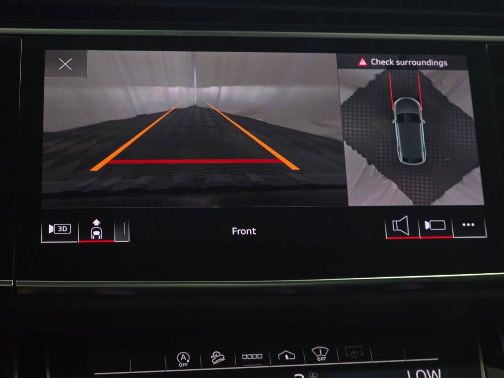 Used 2021 Audi Q8 Prestige w/ Prestige Package image 41