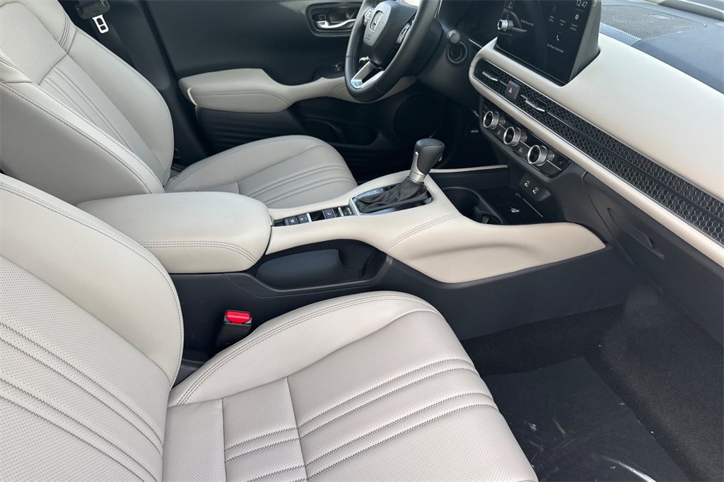 New 2026 Honda HR-V EX-L image 16