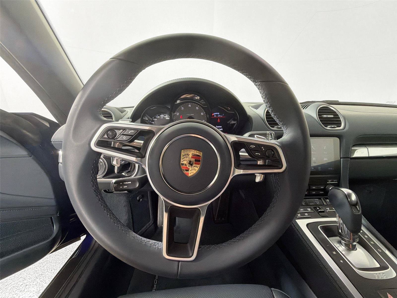 Certified 2025 Porsche 718 Boxster S RWD image 20