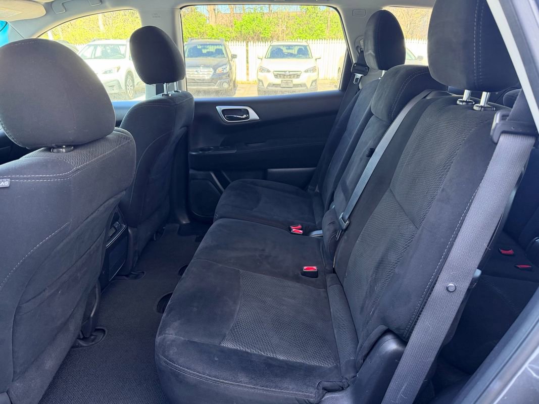 Used 2016 Nissan Pathfinder S image 13