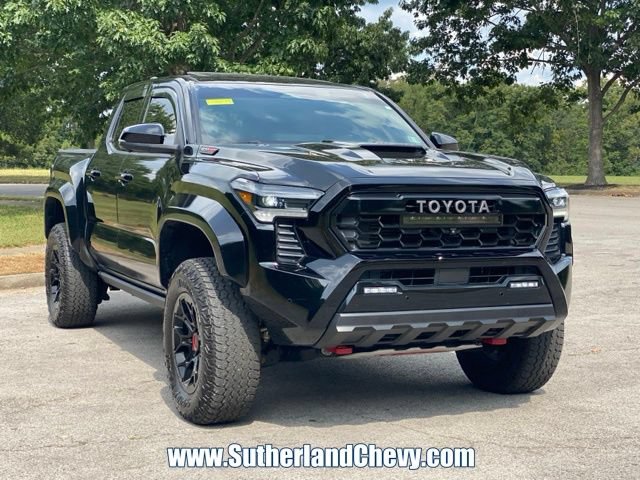 Used 2025 Toyota Tacoma TRD Pro w/ Tow Tech Package AWD/4WD image 9
