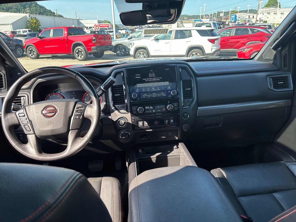 Used 2024 Nissan Titan PRO-4X w/ Pro-4x Convenience Package AWD/4WD image 22